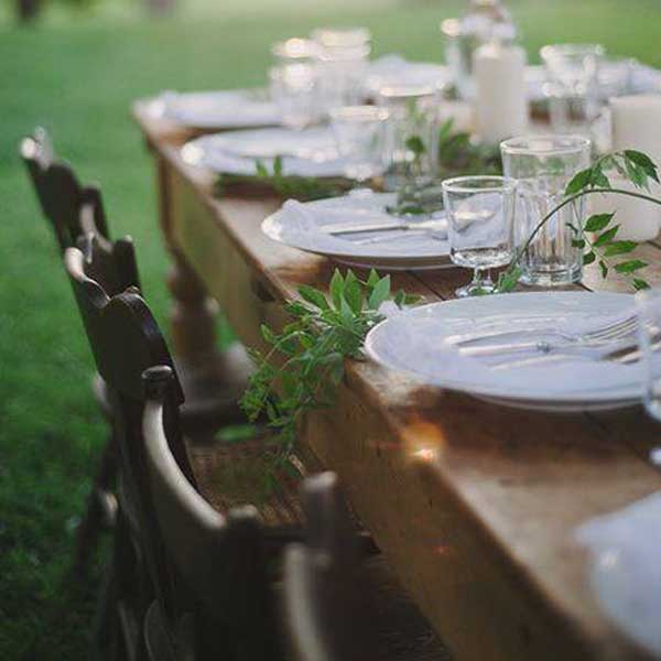 Rustic And Simple Table Setup Easy, Simple Wedding Table Setup