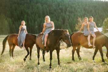 bridemaids on horses