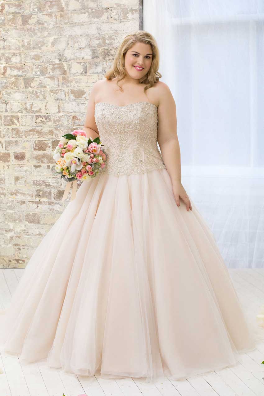 plus size wedding dress for big arms and tummy
