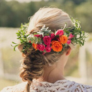 choosing your wedding florist