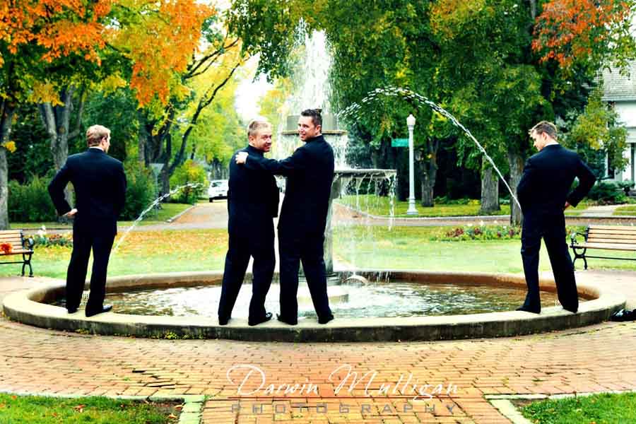 Bridal party wedding photo - Darwin Mulligan Photography