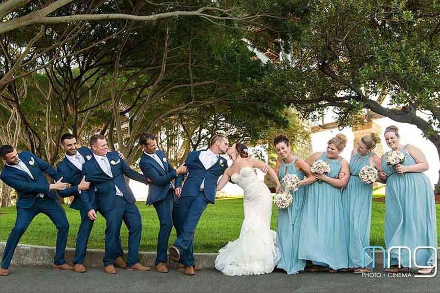 fun wedding party photos