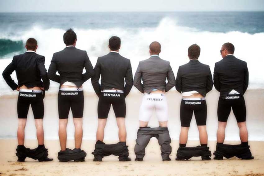 funny wedding photos groomsmen