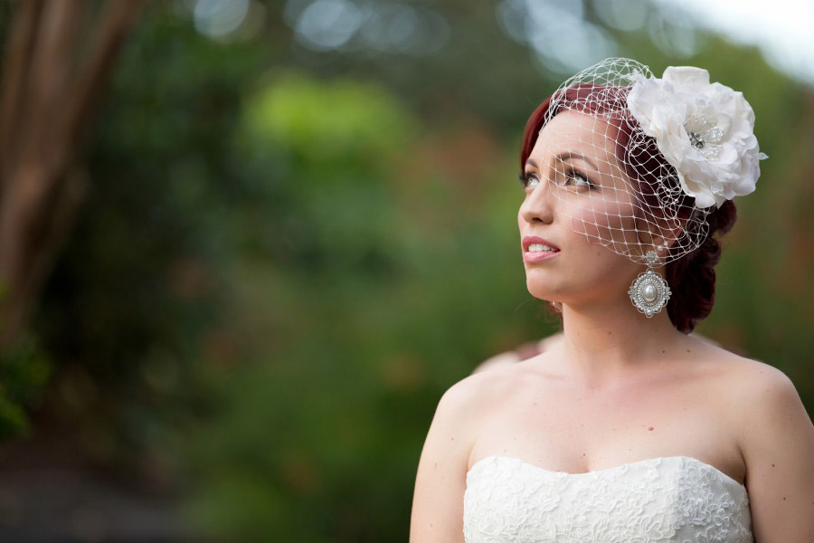 accessories for a vintage wedding