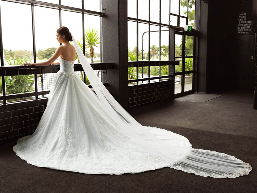 Victoria ballgown wedding dress