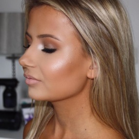 contoured