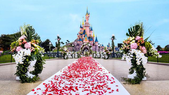 disney wedding cakes 1