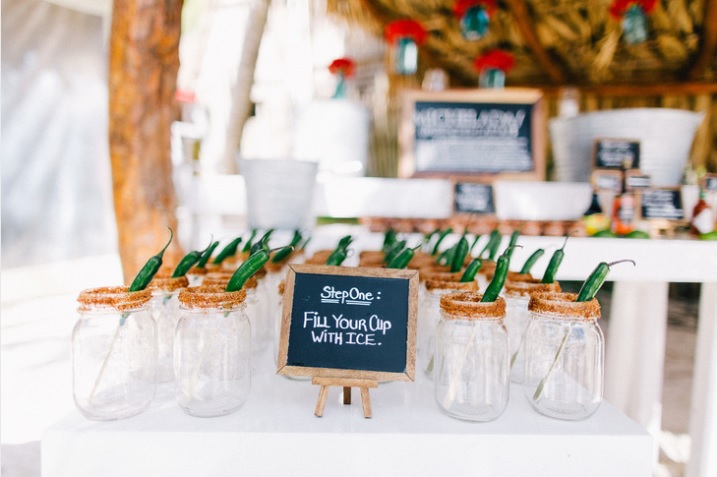 11 creative wedding day drink stations, Articles