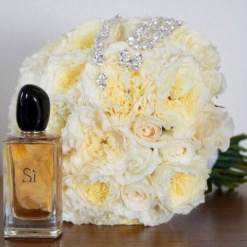 Beach wedding perfume