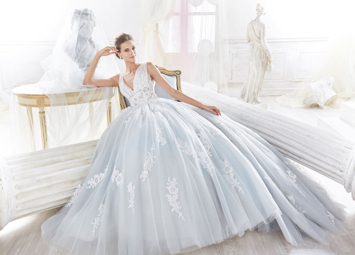 What s the average cost of a wedding dress Easy Weddings Articles