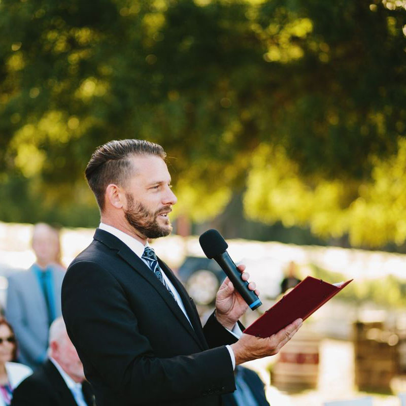 melbourne celebrant benny roff fun wedding