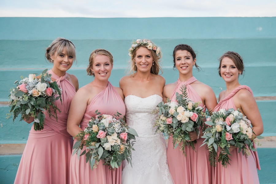 Mismatched Bridesmaids' Dresses: Tips and Advice