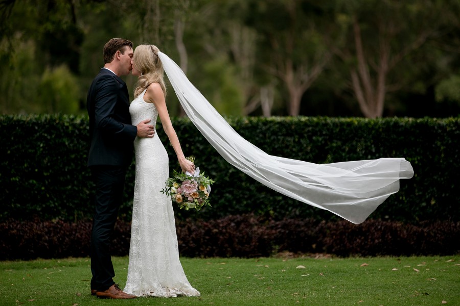 lace wedding dresses