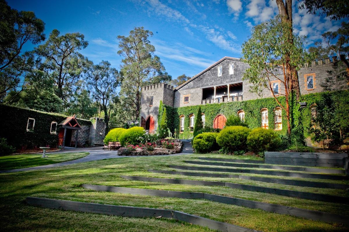 avalon castle, wedding venues melbourne