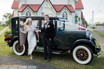 brisbane wedding cars, creme cat and little red bus
