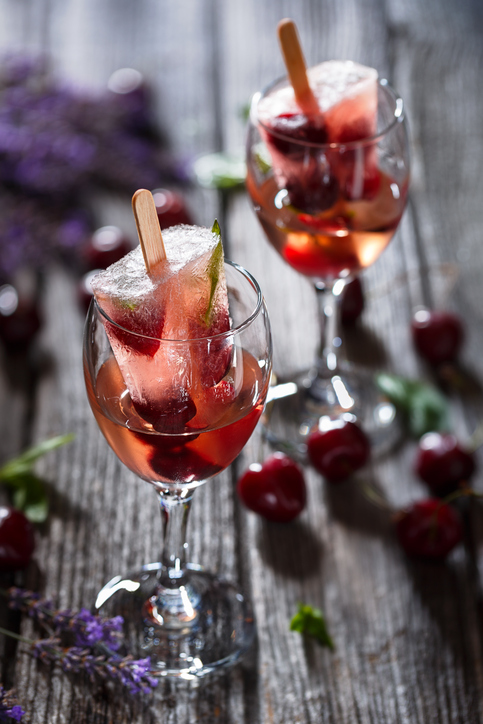 5 delicious rosé cocktails for your wedding