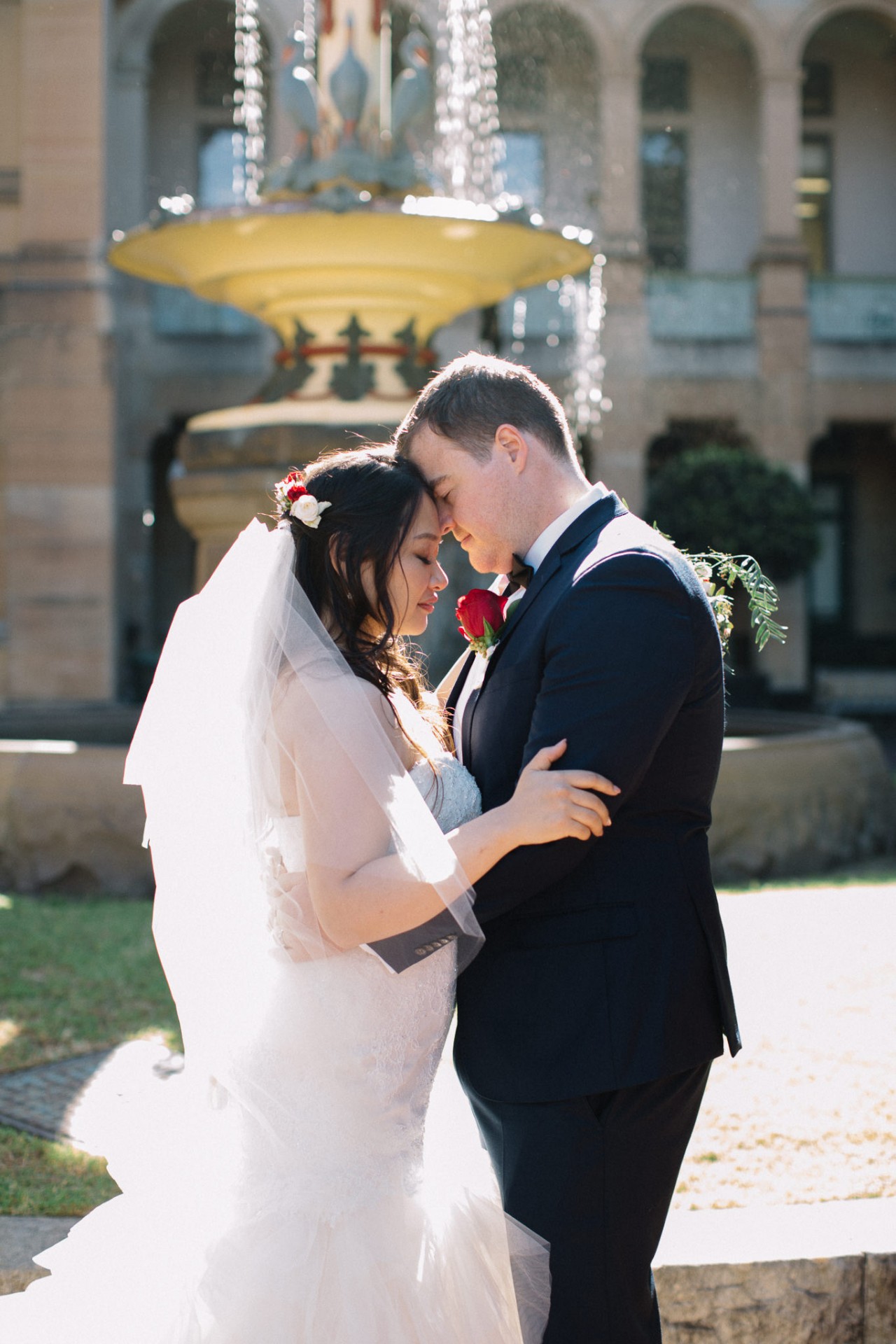 weddings with red