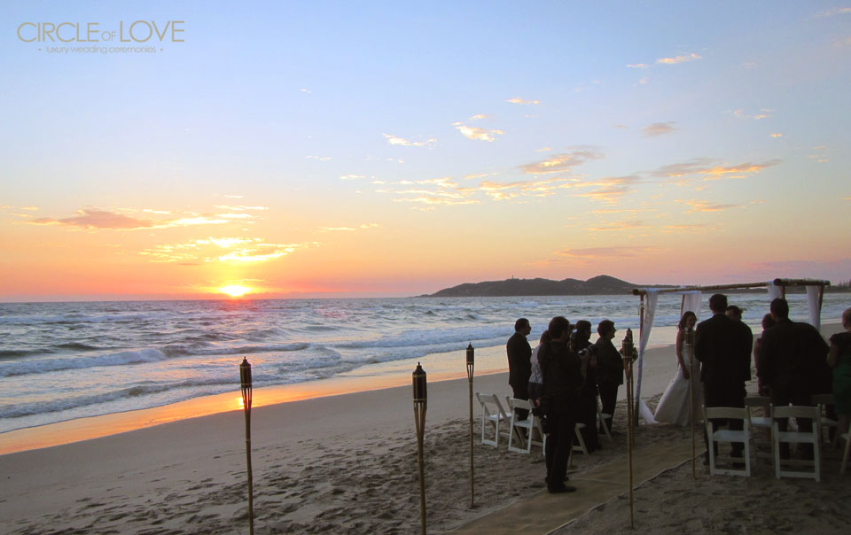 belongil beach, byron bay wedding ceremony locations