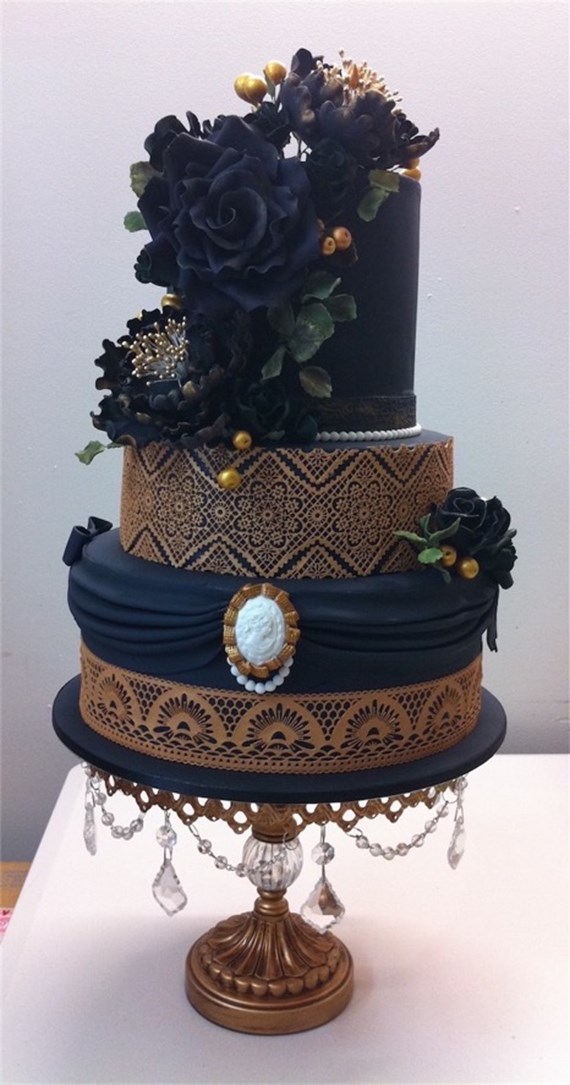 Image: Cakes Annietime - black wedding cake
