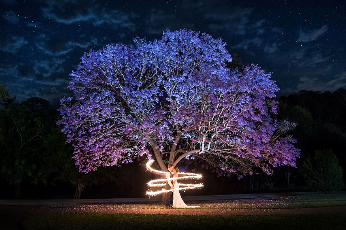 that lady photographer gold coast wedding photographers