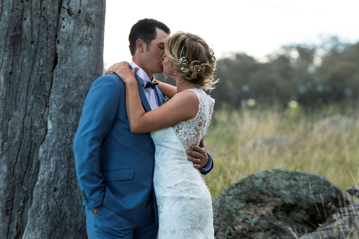 makes one way photography blue mountains wedding photography