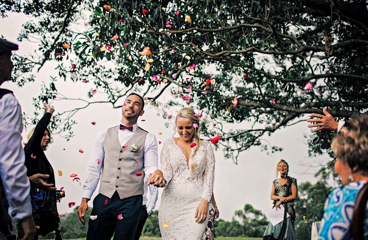 susie figgis marriage celebrants byron bay