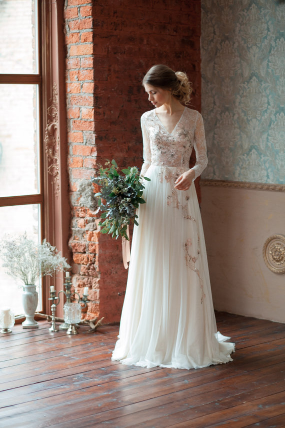 10 embellished + embroidered wedding dresses we are obsessed with