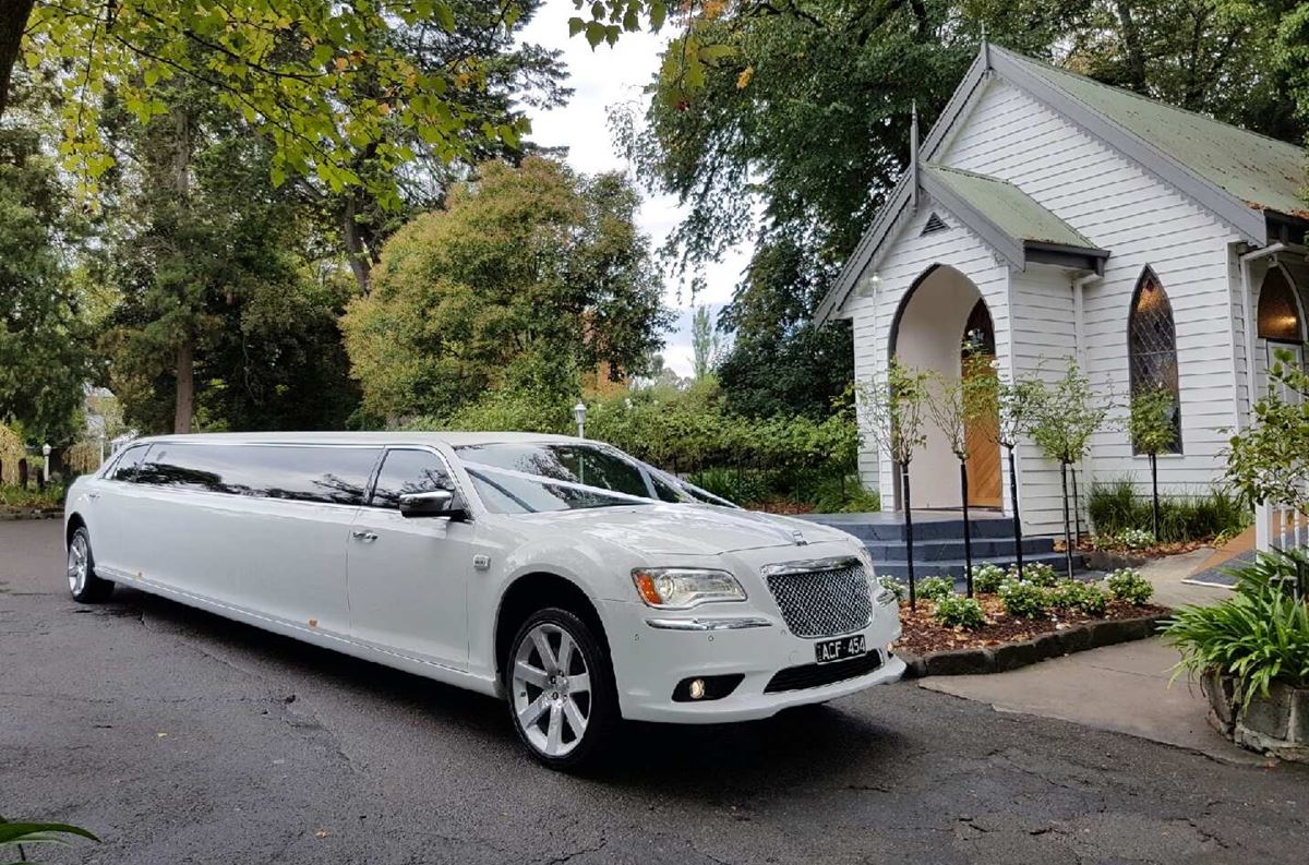 amazing limousines wedding car providers