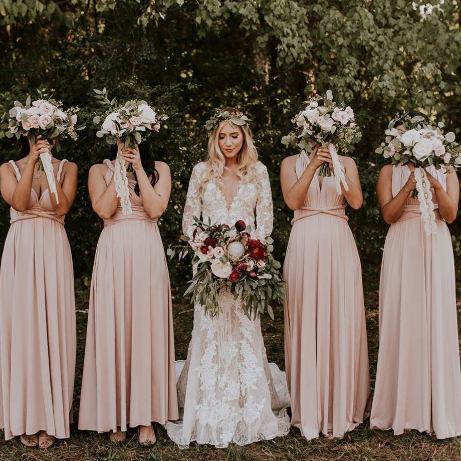 Trend Report: Pros + Cons of Having a Big Wedding Party