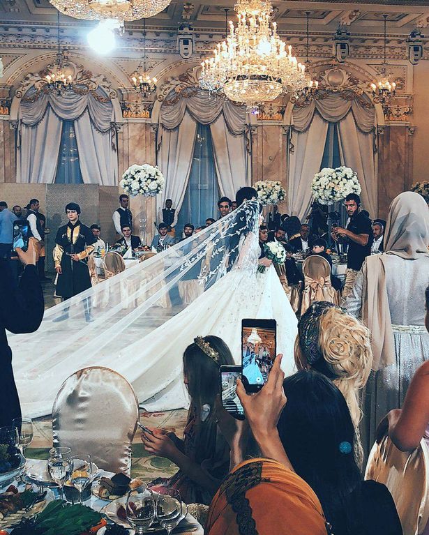 0 PAY Chechen wedding 6 east2west