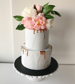 wedding cakes daylesford