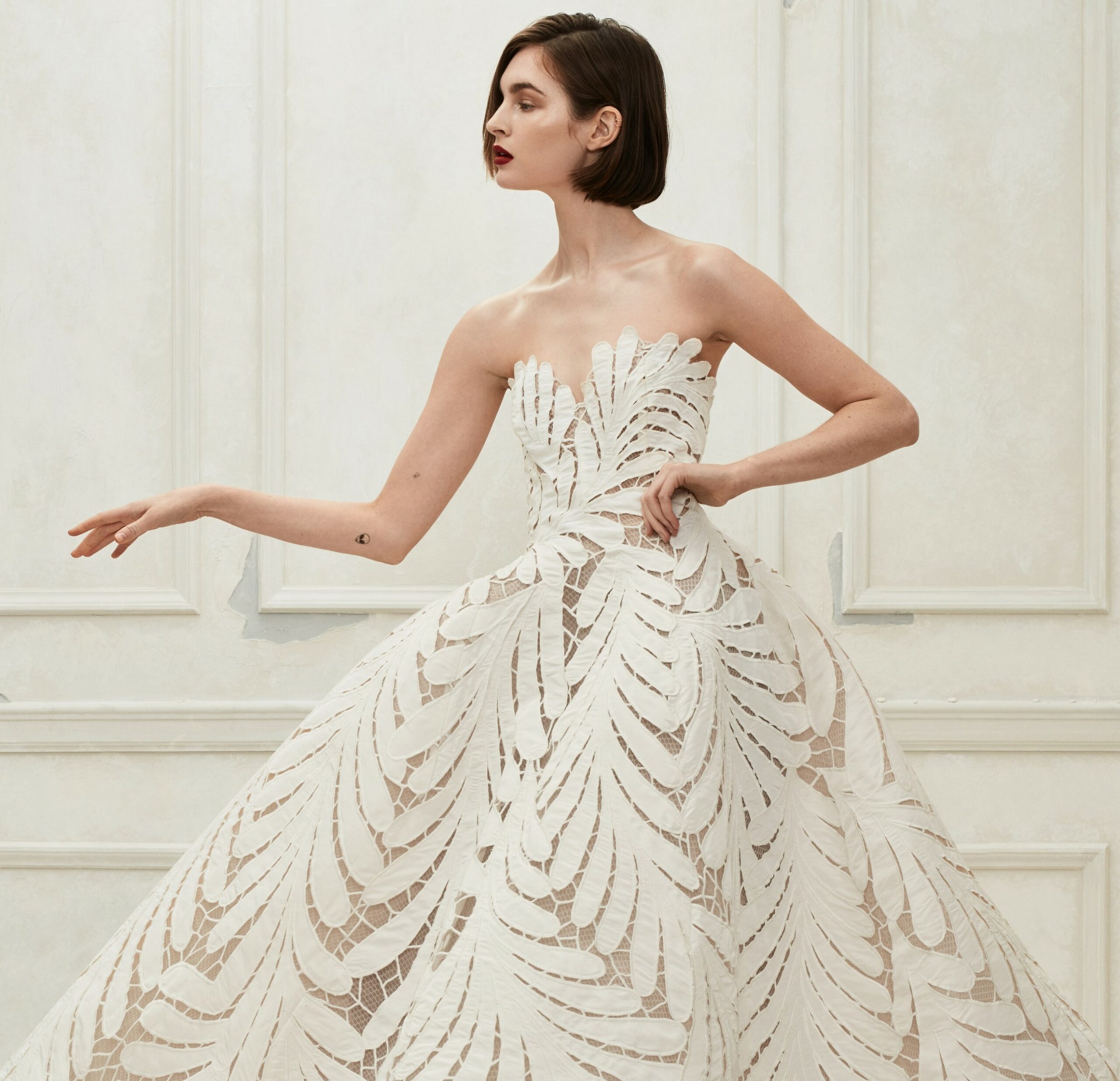 00001 oscar de la renta fall 2019 bridal 1 scaled