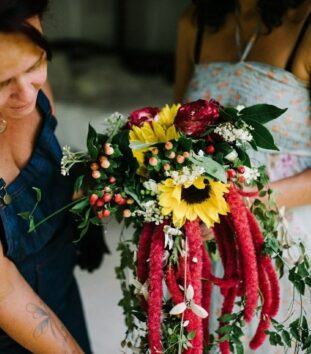 wedding flowers cairns