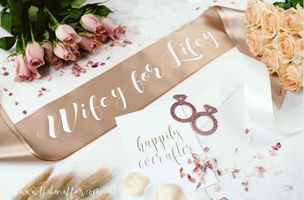 bridal shower accessories