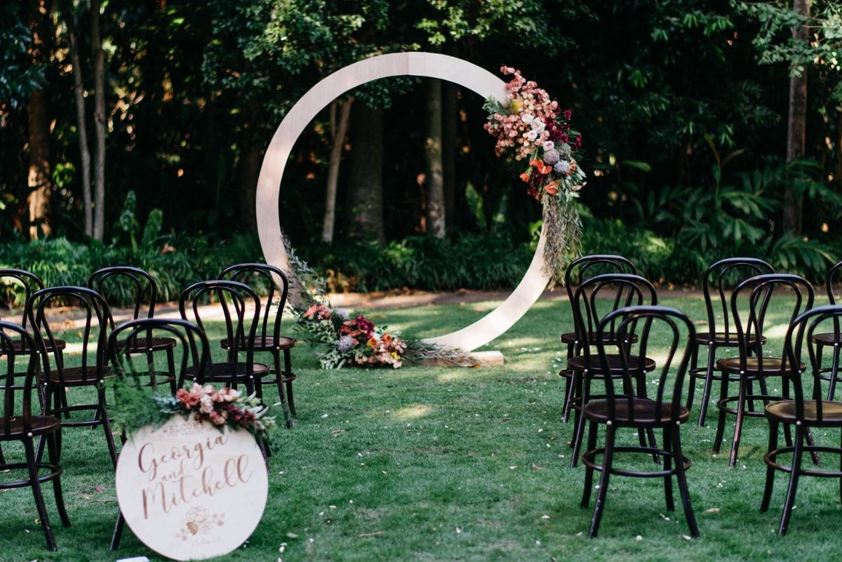 Stunning wedding props you can hire for your big day | Easy Weddings