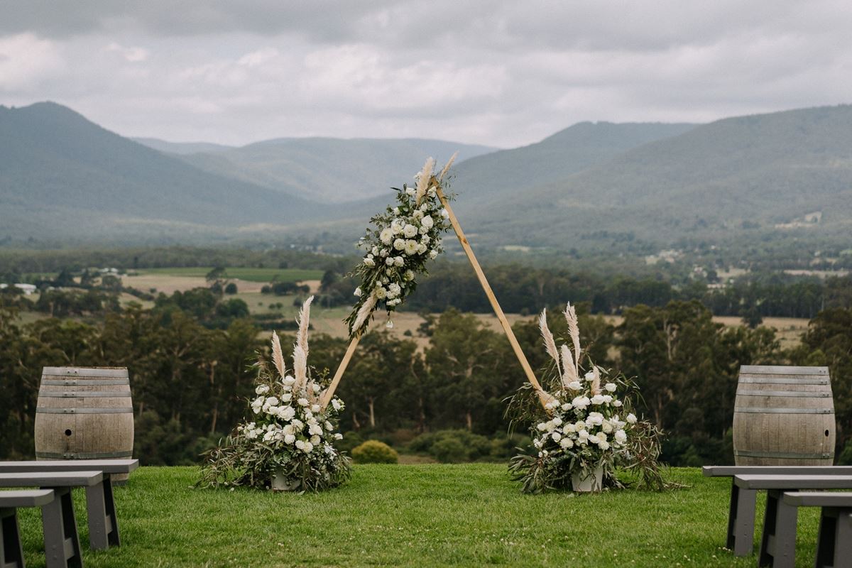 Riverstone Estate * Are DIY weddings a thing of the past?