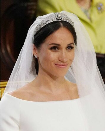 Meghan Markle opted for a natural makeup look and relaxed hairstyle for her Windsor Castle wedding.