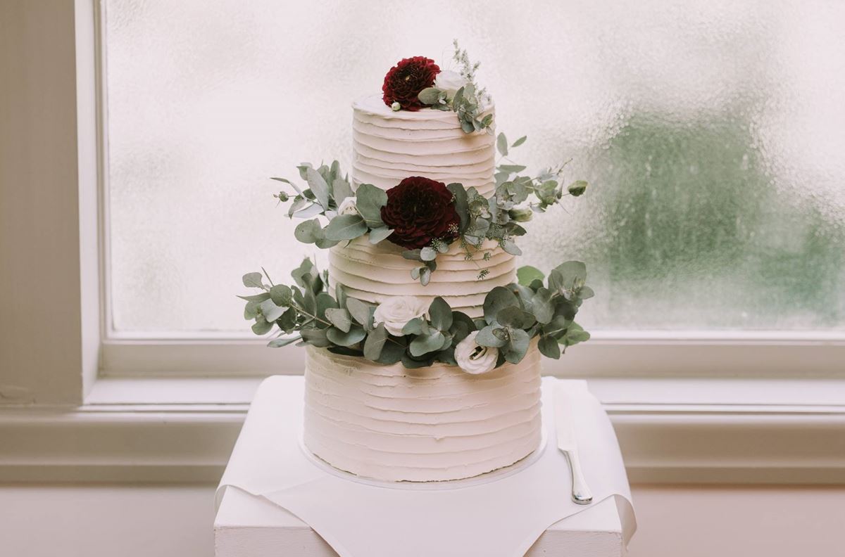 Mad About Cakes Wedding Cake Supplier Melbourne