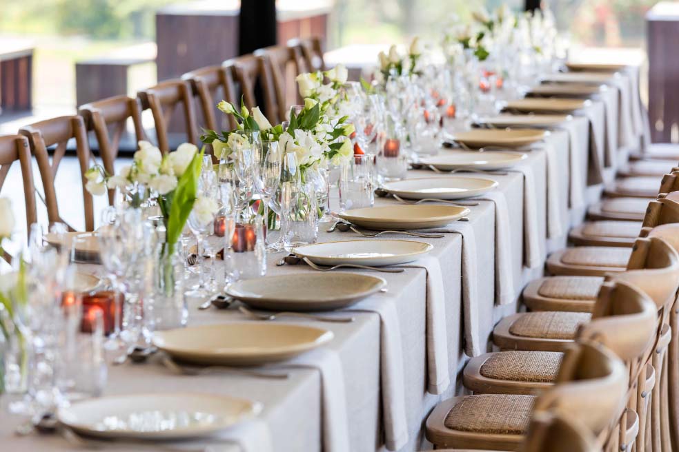 Vibe Hotel Marysville Wedding tablescape