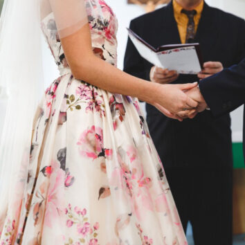 ten wedding traditions you don't have to follow