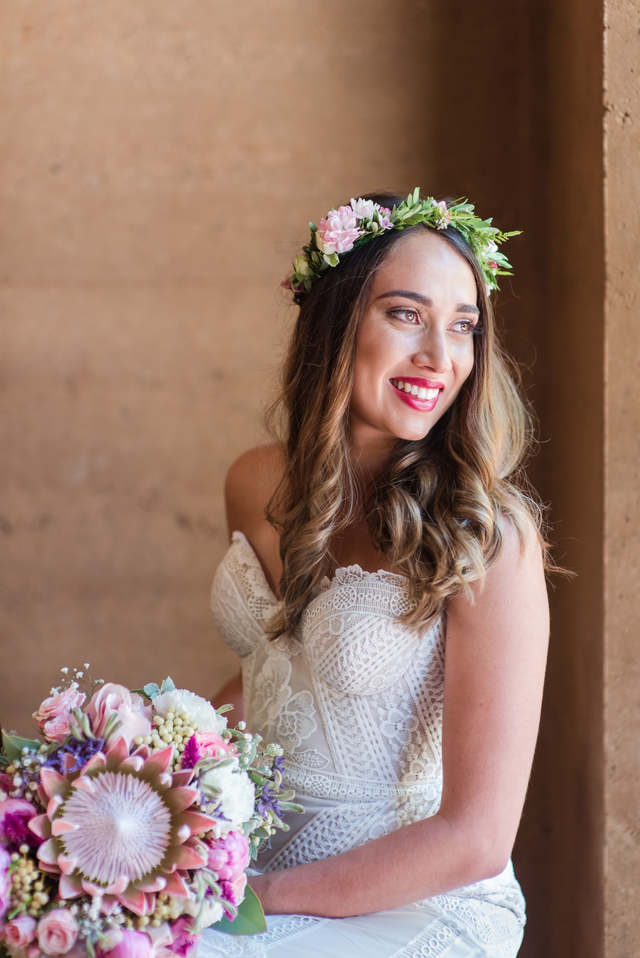 How to Wear Your Hair Down on the Wedding Day