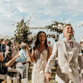 Danielle Adam Luxury Winery Wedding Nicola Lemmon FAV 027 900x600 1