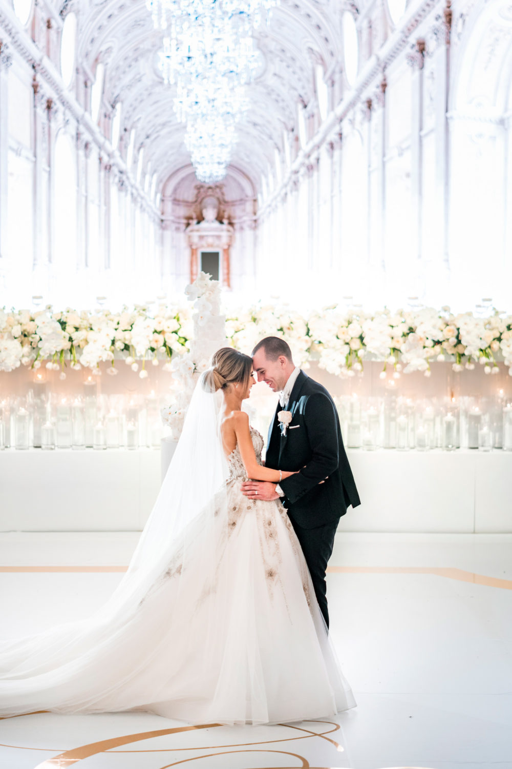 Paula Chris Grand Luxe Wedding Inlighten Photography 017 1000x1500 1