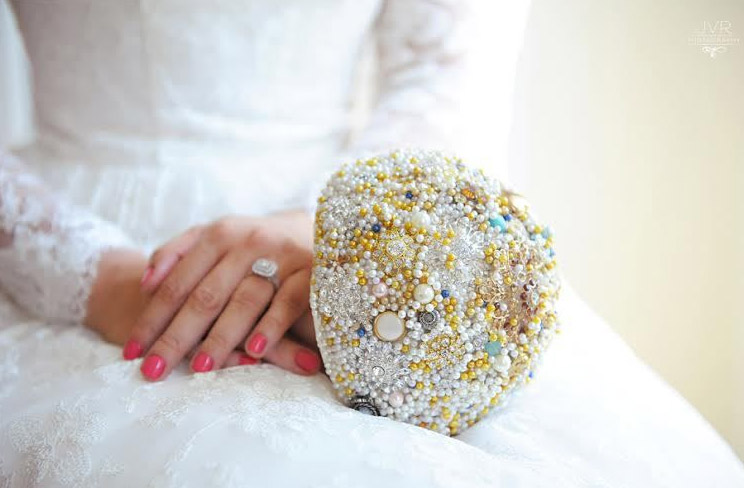 brooch bouquet easy weddings