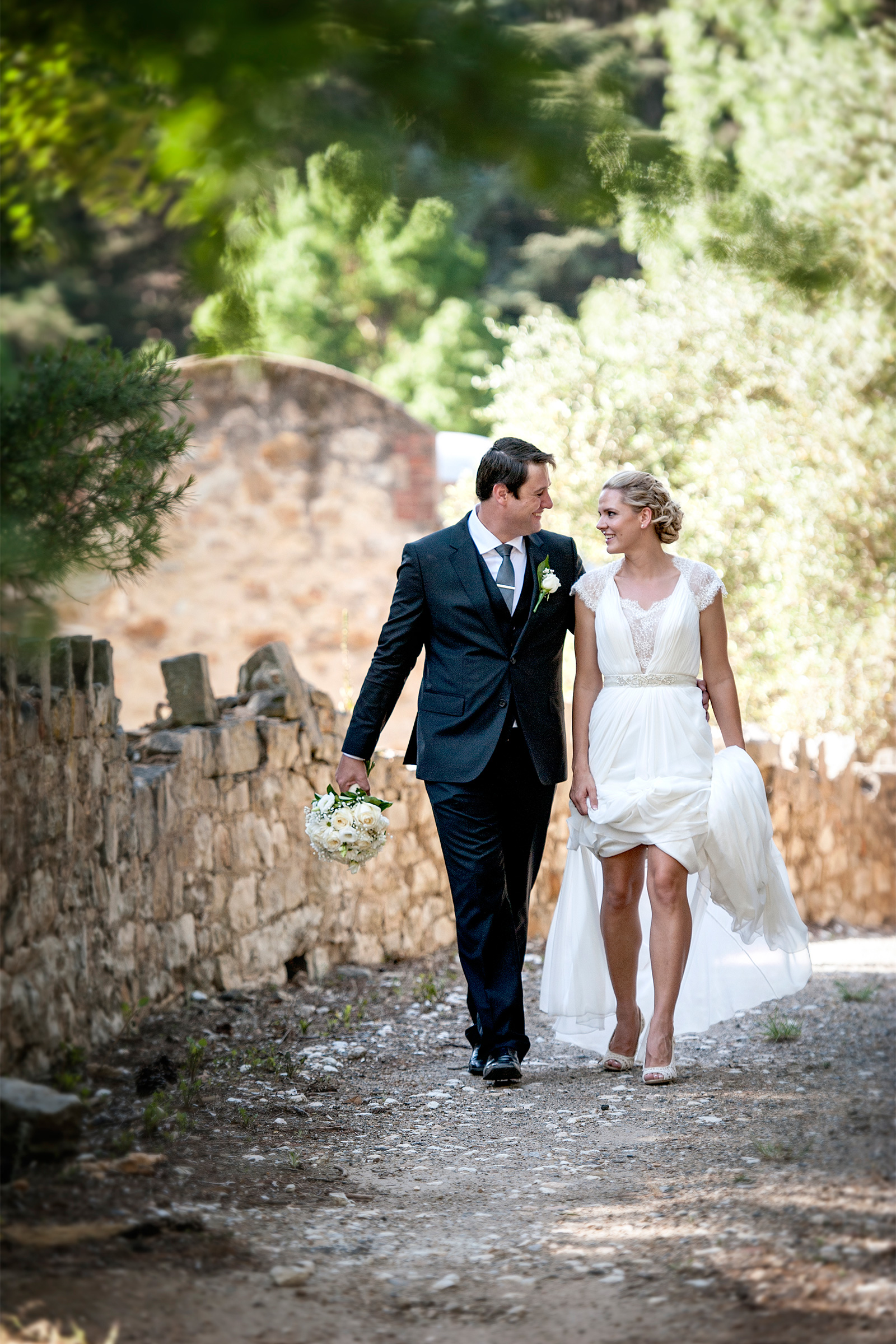 Emma Mackay Elegant Rustic Wedding SBS 016