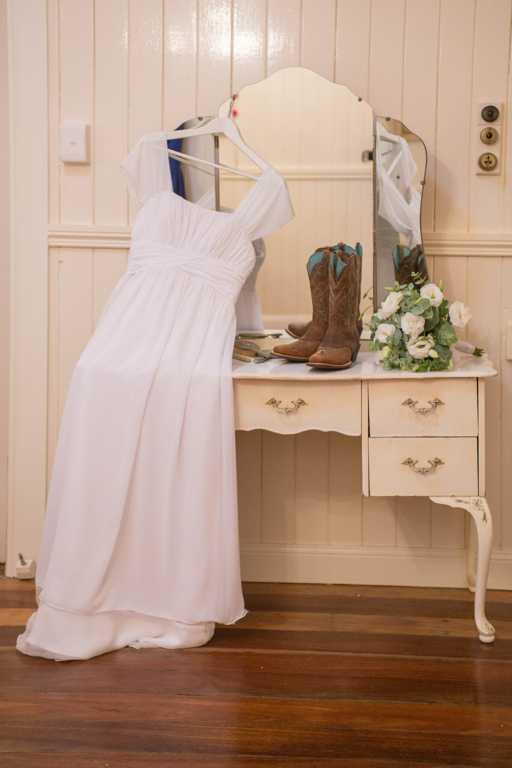 Cassie Ben Country Wedding 001 scaled