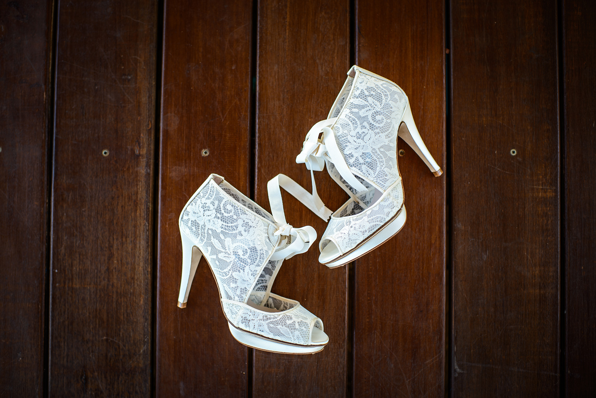 Jennifer Ciaran Romantic Wedding 002
