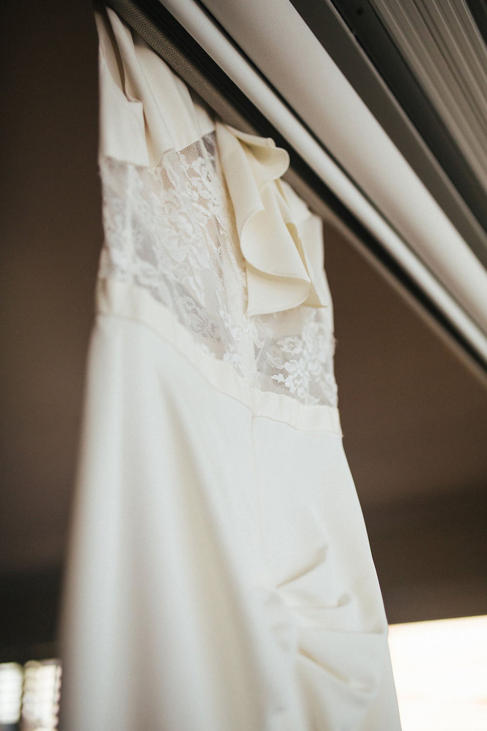 Hannah Kane Vintage Country Wedding SBS 004