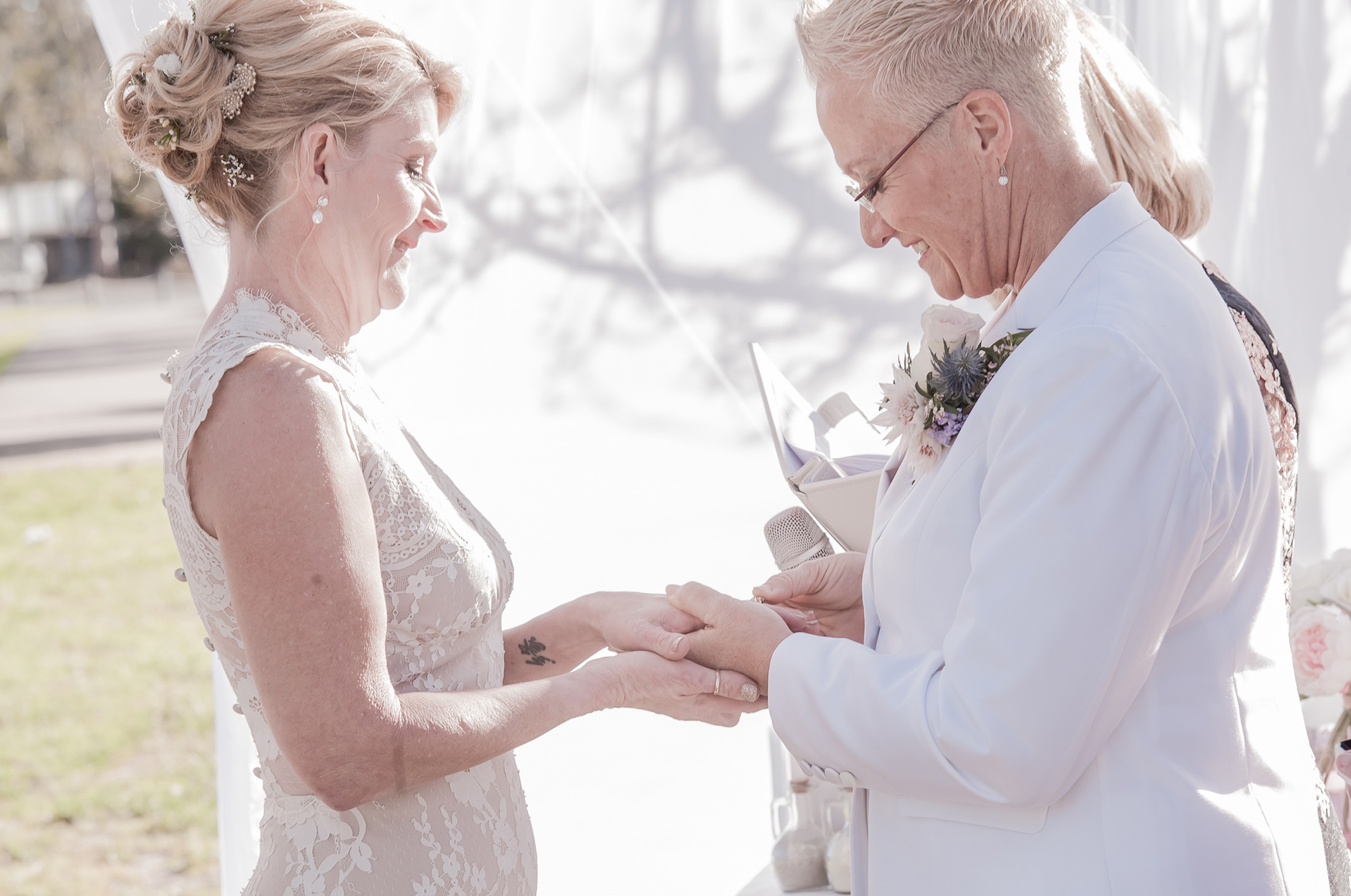 Lisa Kerri Elegant Wedding Mr Wigley FAV 022