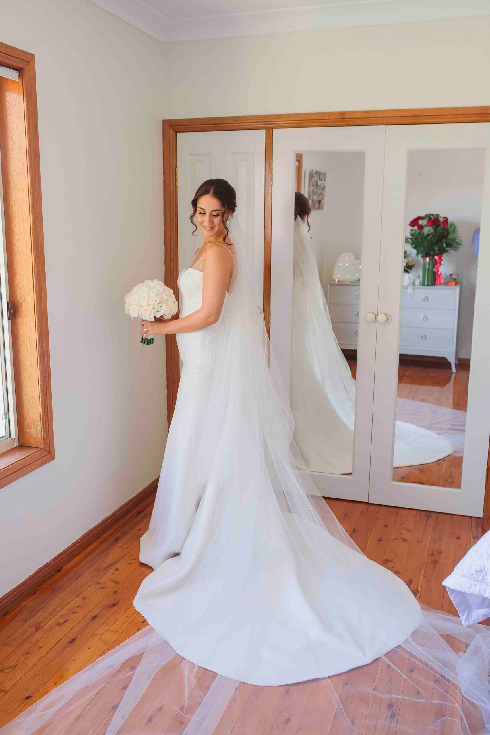Christina Dennis Classic Wedding Faure Valletta Photography SBS 012 scaled